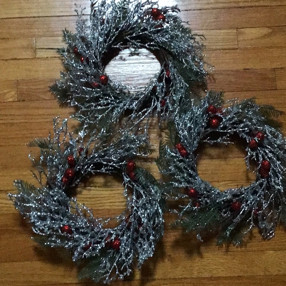 3 candle wreaths